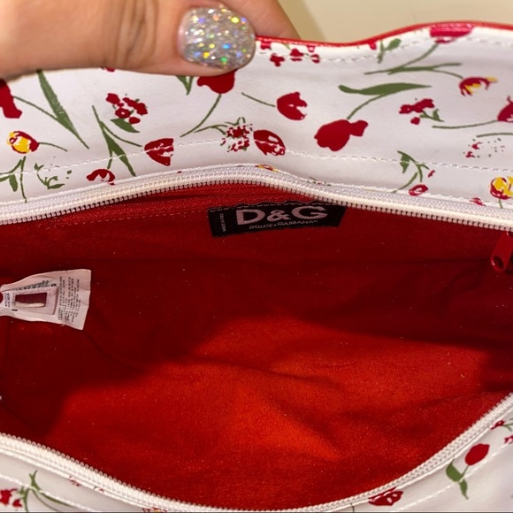 🛑SOLD🛑 Vintage Dolce & Gabbana “Spring Time Bag” - Picture 5 of 5